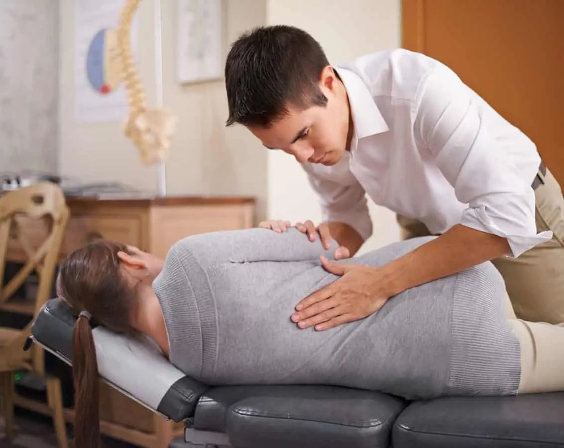 Chiropractor Treatment